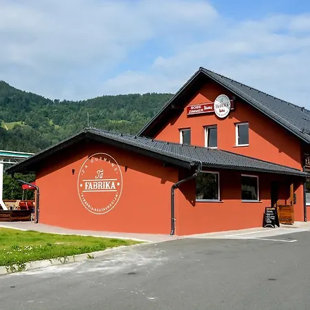 Ta Fabrika Restavracija,pizzerija In Prenocisca בית הארחה Dravograd