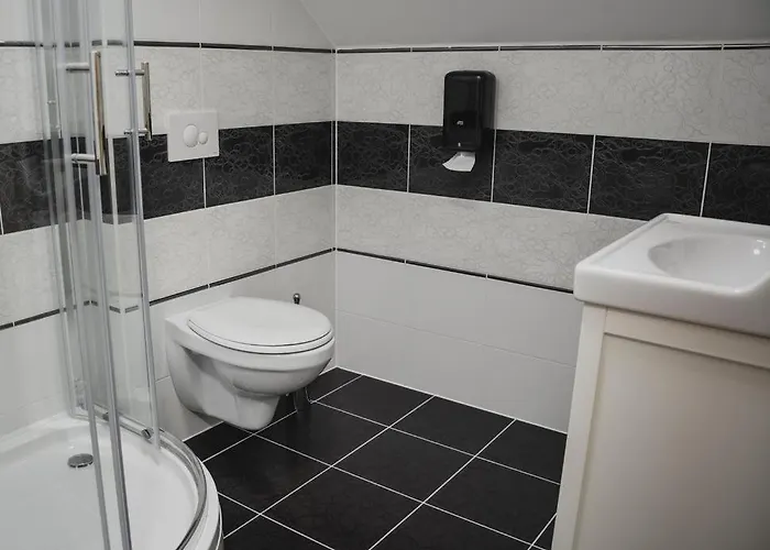 Ta Fabrika Restavracija,pizzerija In Prenocisca Πανσιόν Dravograd